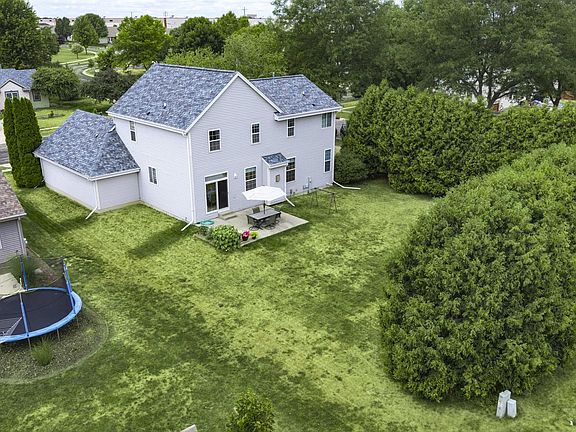 5th image of 601 Bridlewood LANE
