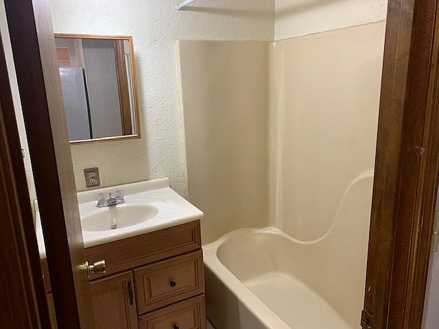 1st image of 301 Court St APT 2