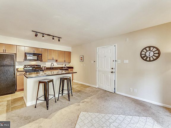 4th image of 3308 Wyndham Cir APT 120