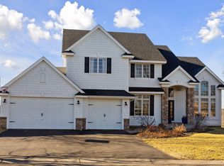 10801 Maple Blvd, Woodbury, MN 55129