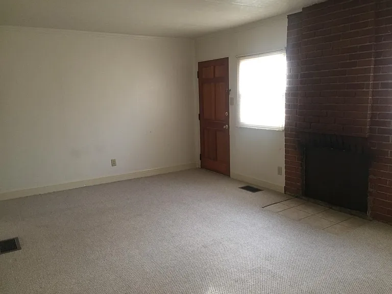 608 N Jefferson St — Photo 2