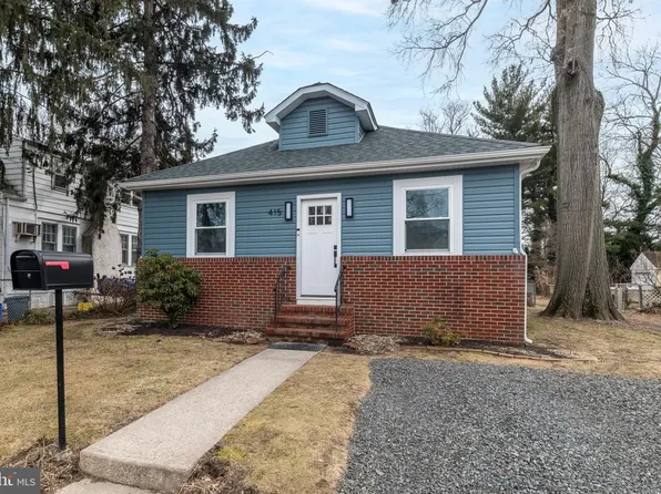 415 Woodland Ave, Morrisville, PA 19067