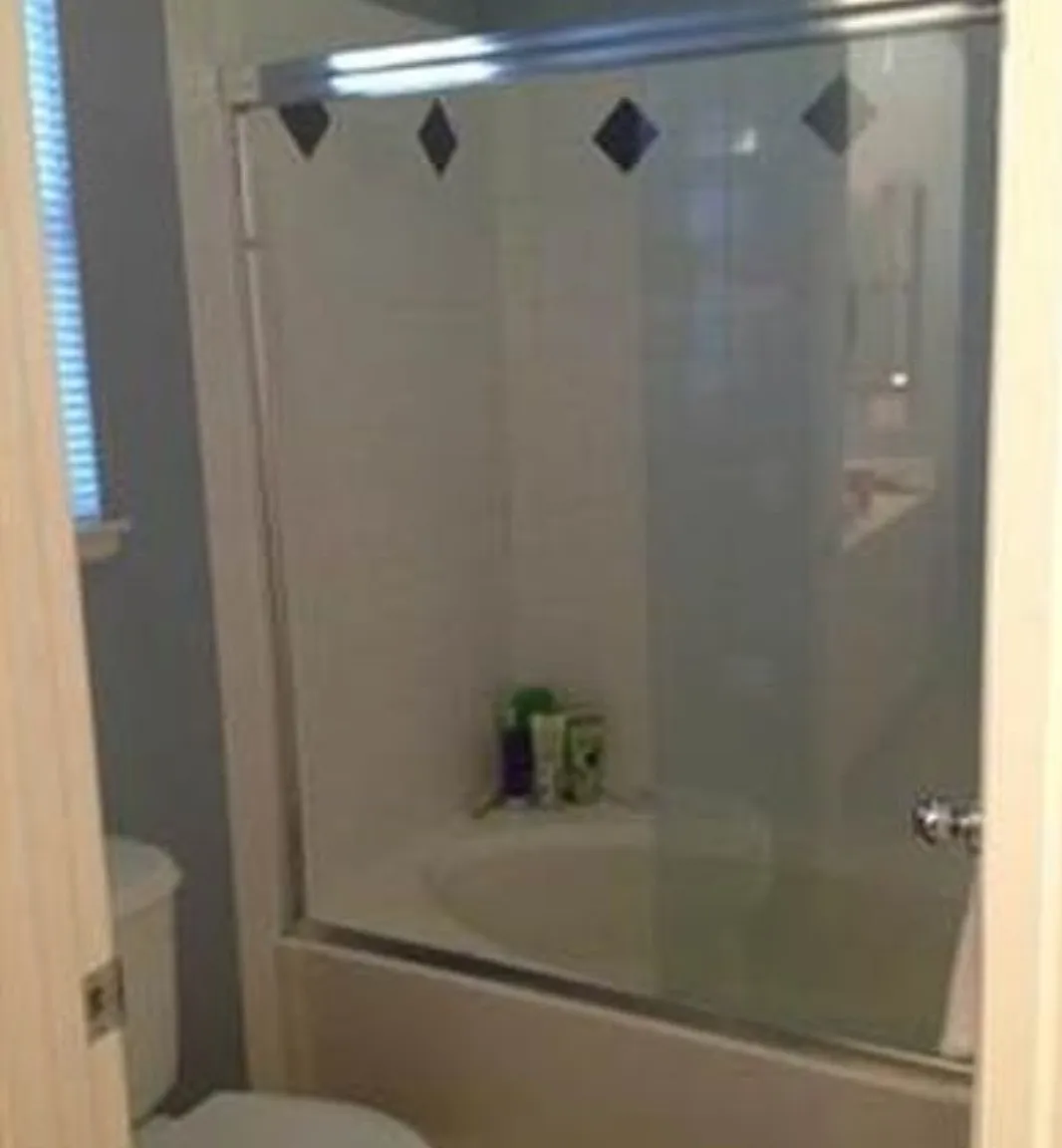 3 bed, 1320 sqft, $3,500 — Photo 2