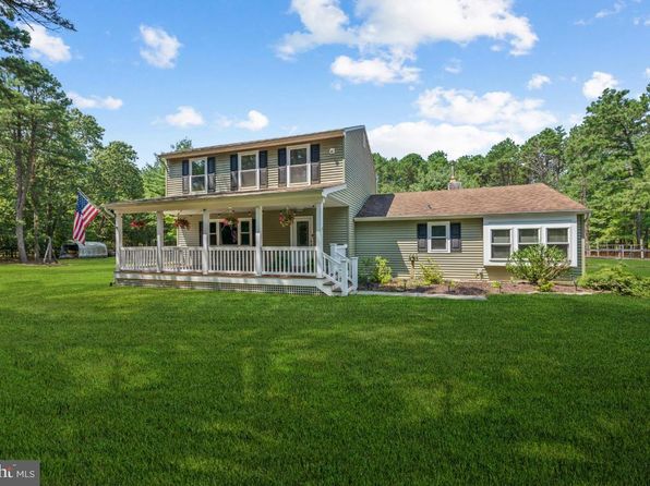 3 Canal St, Chatsworth, NJ 08019