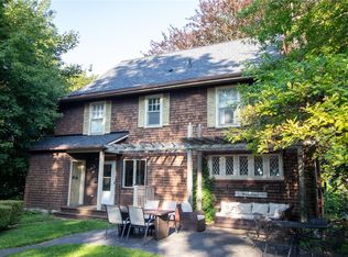 13 Cherry St, Lyons, NY 14489
