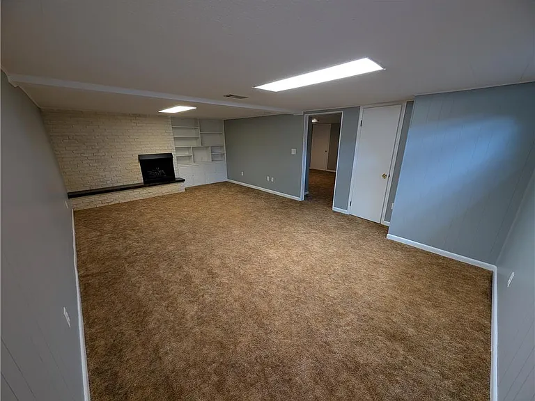 230 Diamond St — Photo 26
