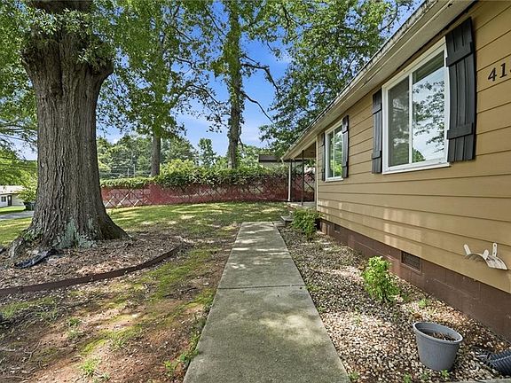 4th image of 4130 McClure Dr