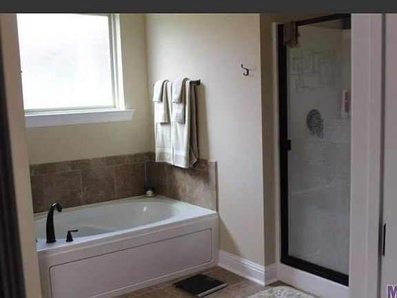 3rd image of 42333 Lakestone Dr
