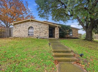 3102 Overglen Dr, Garland, TX 75043