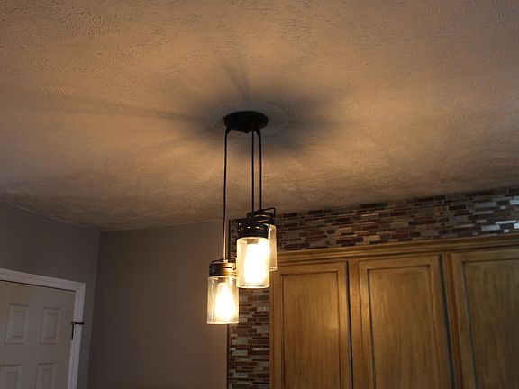 5th image of 801 N Dupont Ave #2