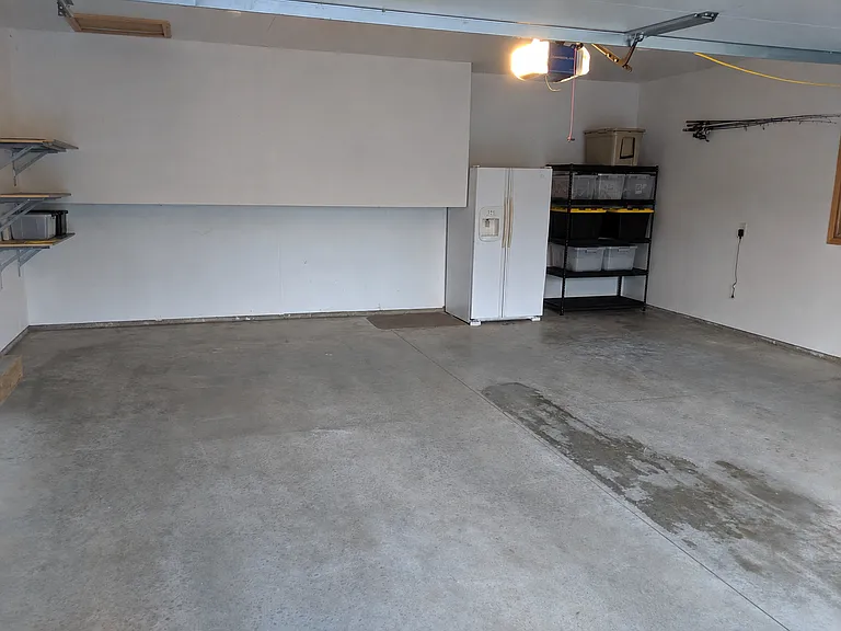 320 W 5th St — Photo 8