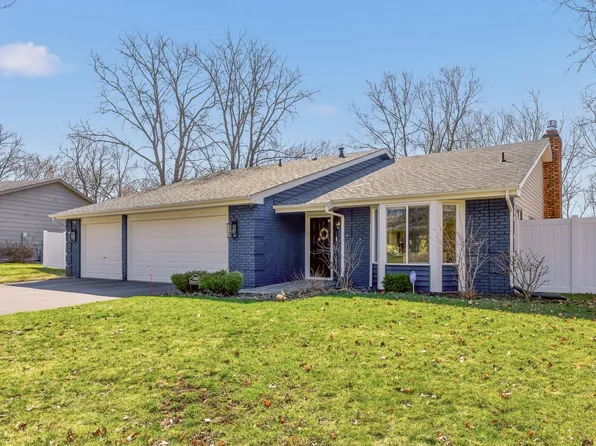 14441 Wellington Rd, Wayzata, MN 55391