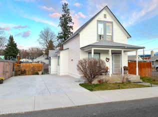 109 Sinclair Ave, Naches, WA 98937