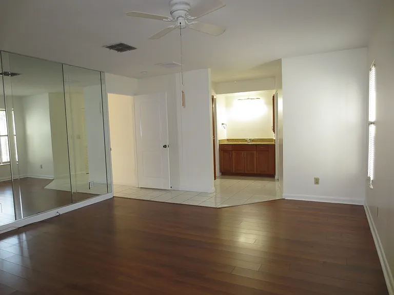 3132 Brunswick Cir — Photo 9