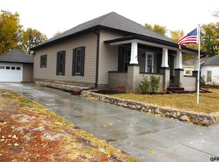 924 5th St, Friend, NE 68359