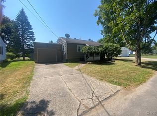 423 Leonard St, Oneida, NY 13421