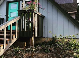 1046 Wellington Rd, Lawrence, KS 66049