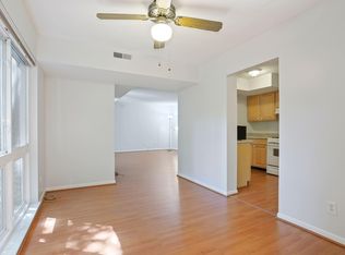 11802 Breton Ct APT 21B, Reston, VA 20191