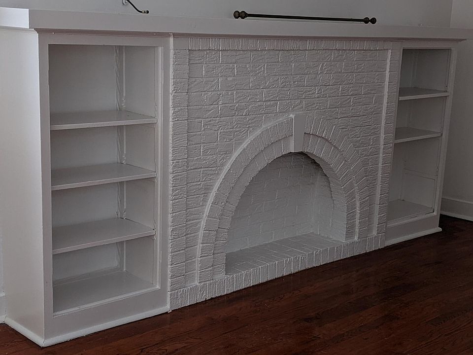 1st image of 3139 W Leland Ave #1