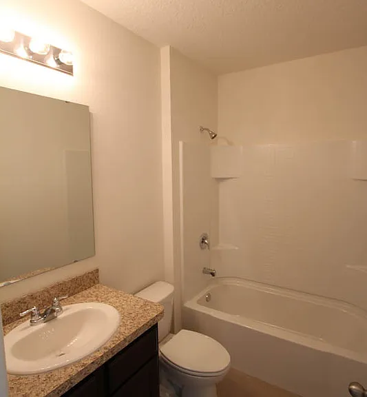 451 Arbor Lakes Dr — Photo 12