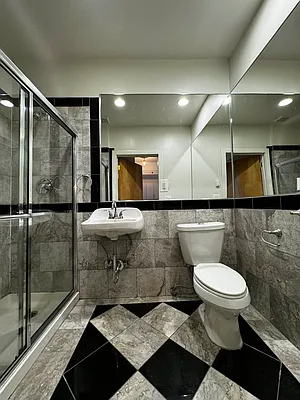 Rented by City Connections Realty | media 5