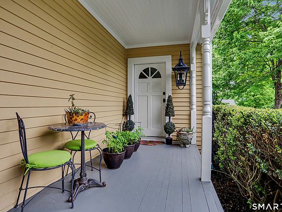 4th image of 36 Catoonah Street #18