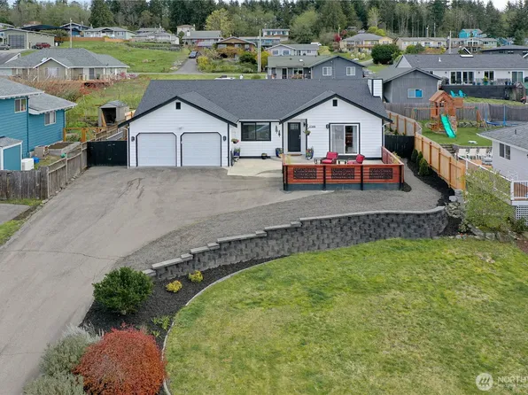 37498 Hood Canal Drive NE, Hansville, WA 98340