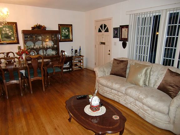 4th image of 1629 W 220th St