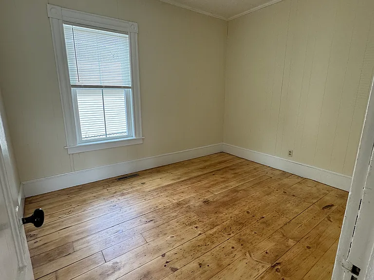 5 Pleasant St #1 — Photo 6