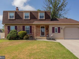 817 Cotswold Rd, Somerdale, NJ 08083