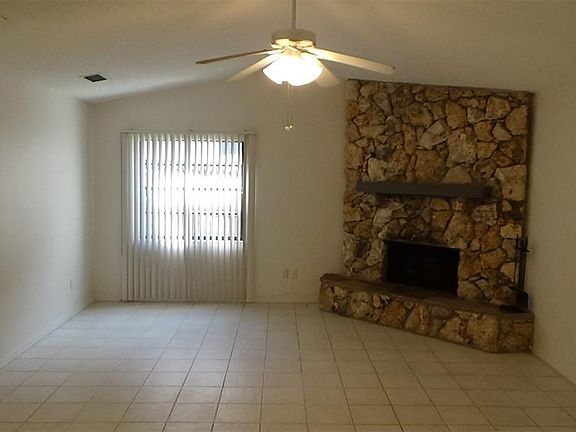 3rd image of 2733 Glennedwin Ct