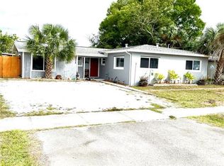 6038 Pan American Blvd, North Port, FL 34287