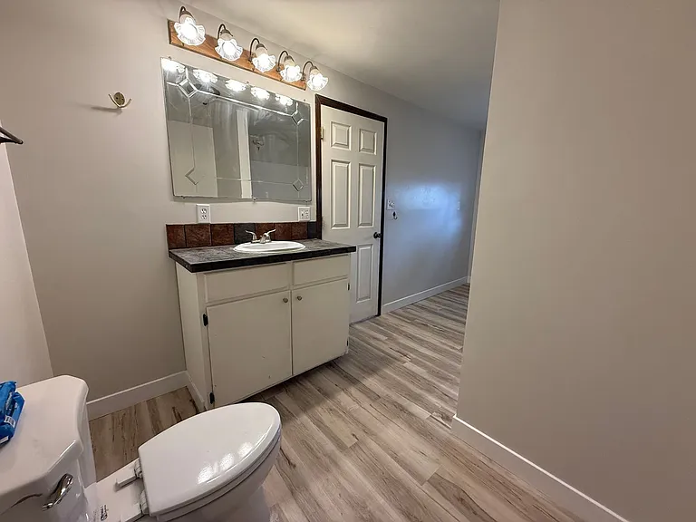 2202 D Ave — Photo 14
