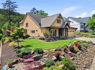 114 Sunset Peak Ct, Waleska, GA 30183