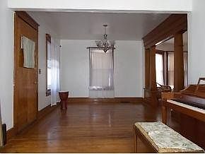3rd image of 39 Crocker Ave