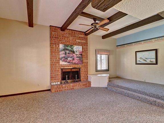 4th image of 3102 Karen Dr