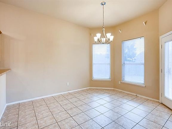 4th image of 4906 Saddlehorn Dr
