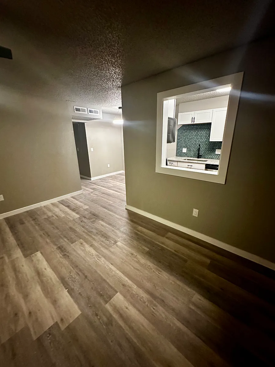Building Photo - 1200 N Cedar Ave #324