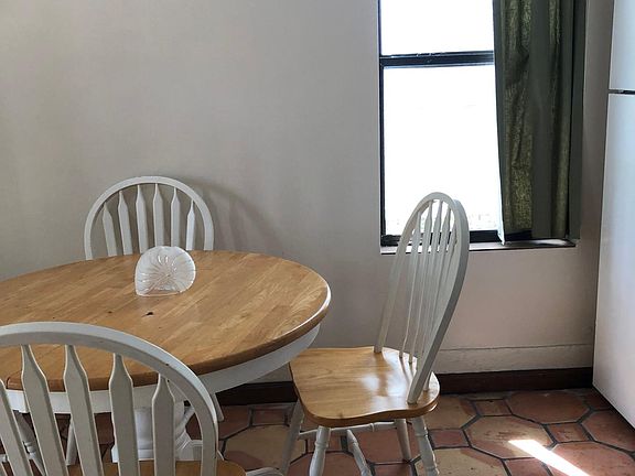 Eating area adjacent to kitchen