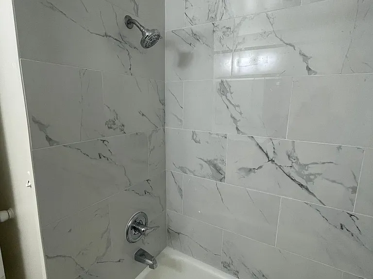 517 Palomas Dr SE #A — Photo 15