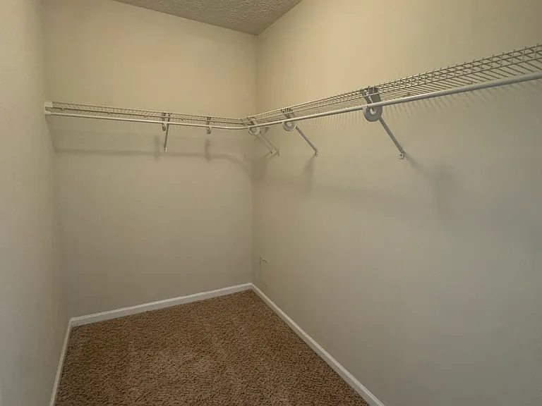 6410 Winston Trce — Photo 19