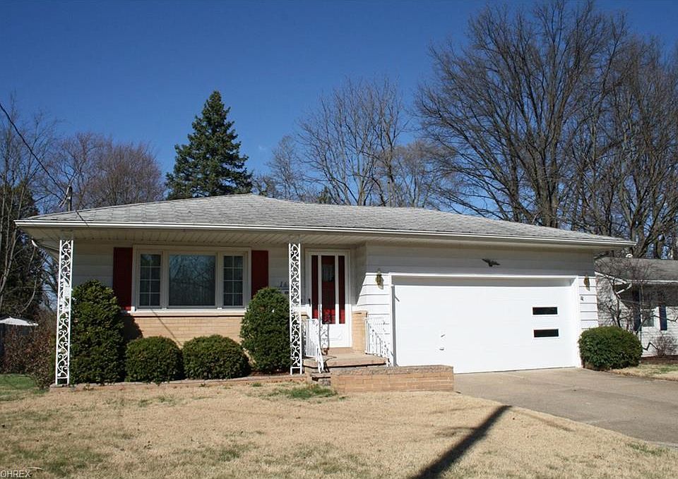 1st image of 164 Pinewood Dr