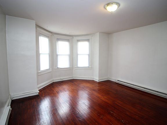3rd image of 2820 Guilford Ave APT 2