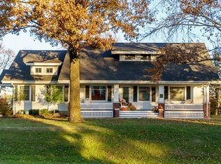 2887 Alburnett Rd, Marion, IA 52302