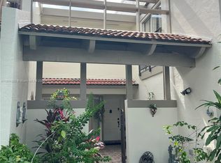 10270 NW 46th St, Doral, FL 33178