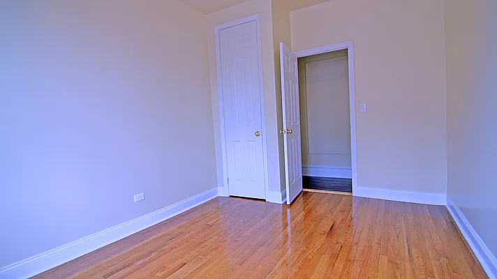 Rented by Tryax Realty Management | media 4