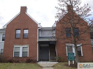 161 Wycoff Way W, East Brunswick, NJ 08816