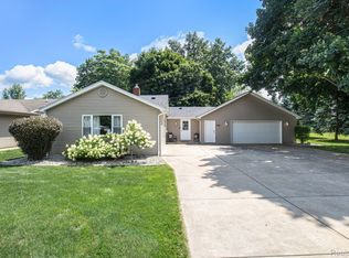 450 Deland Rd, Flushing, MI 48433