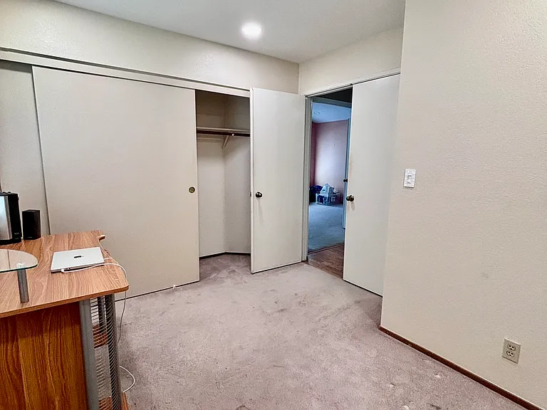 1084 Sunrise Dr — Photo 27