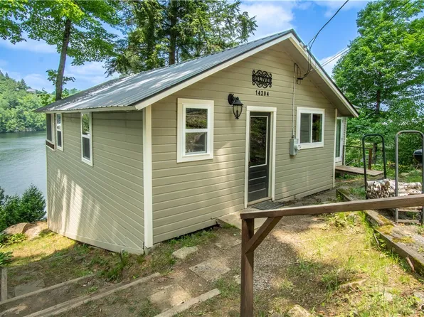 14204 S Bonaparte Rd, Harrisville, NY 13648